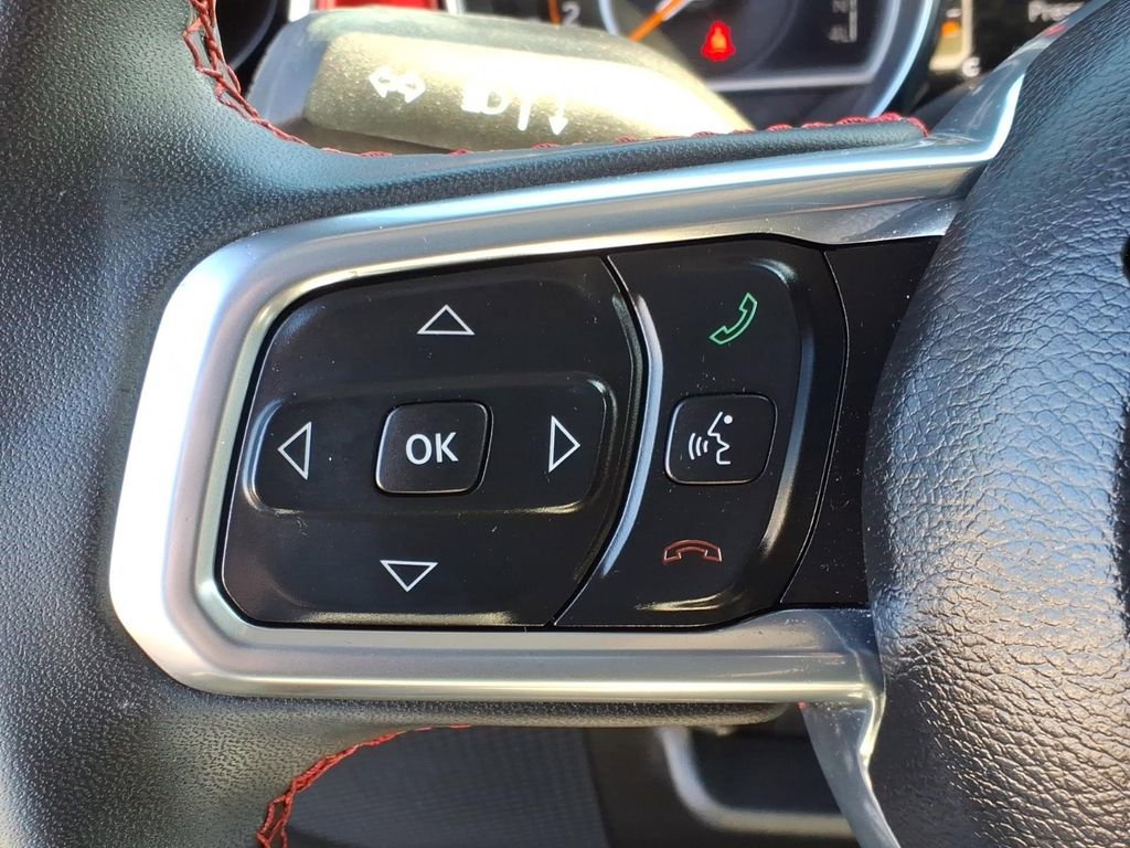 Used 2023 Jeep Wrangler Unlimited Rubicon AWD/4WD image 27