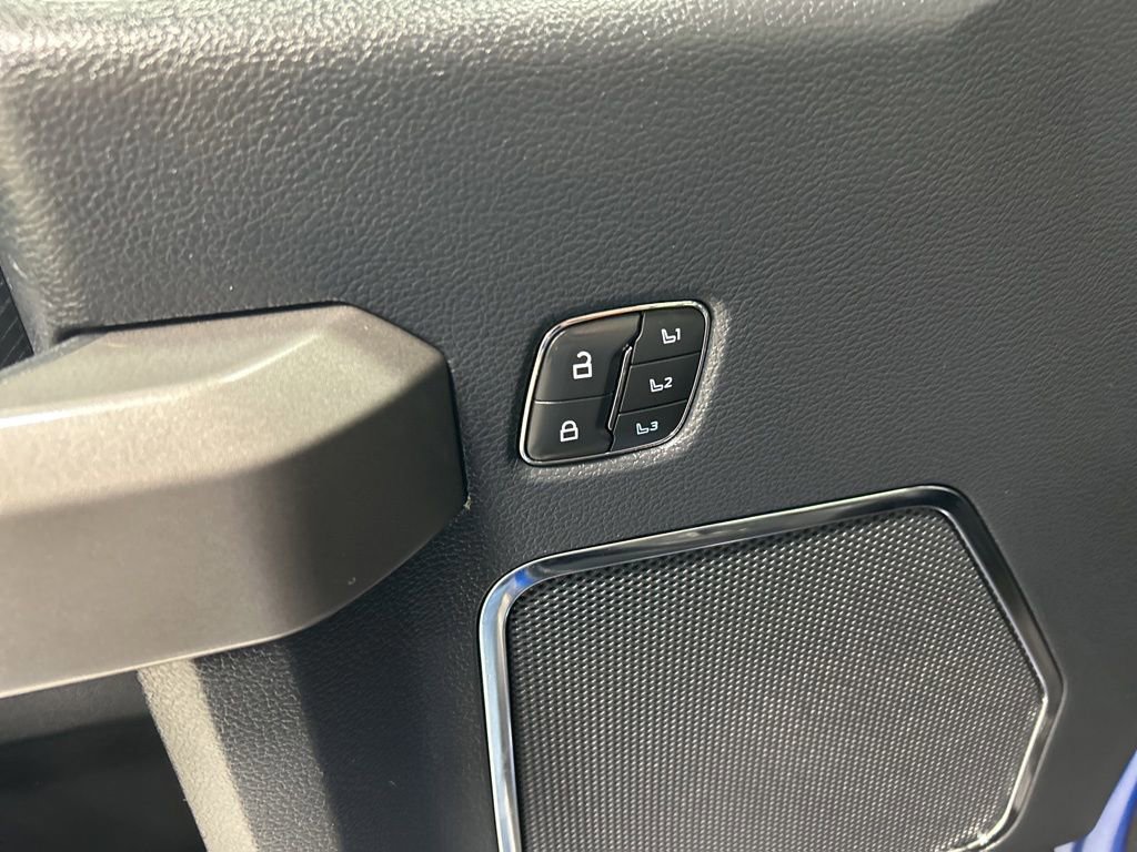 Certified 2022 Ford F350 Platinum image 16