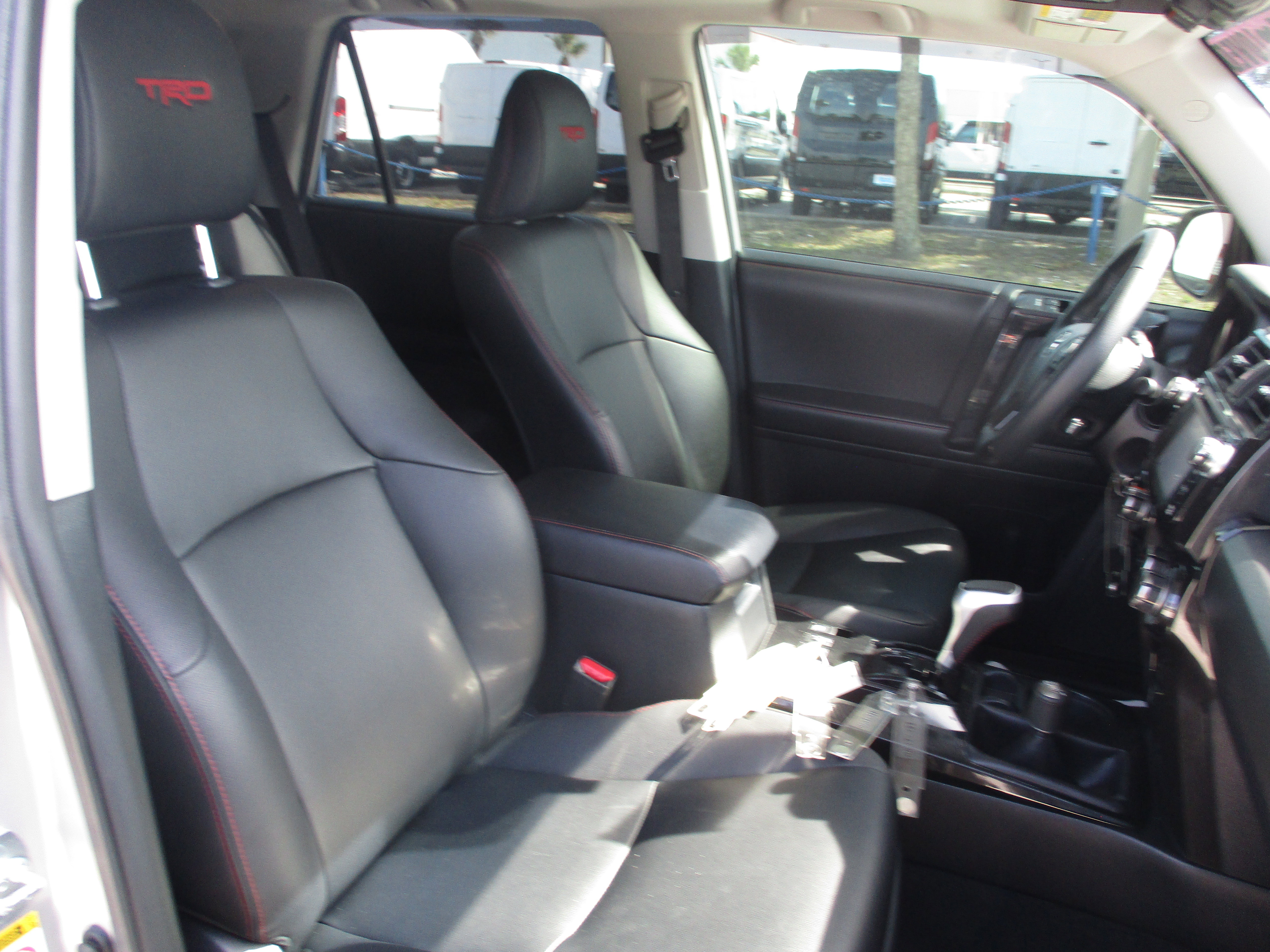 Used 2019 Toyota 4Runner TRD Off-Road Premium AWD/4WD image 14