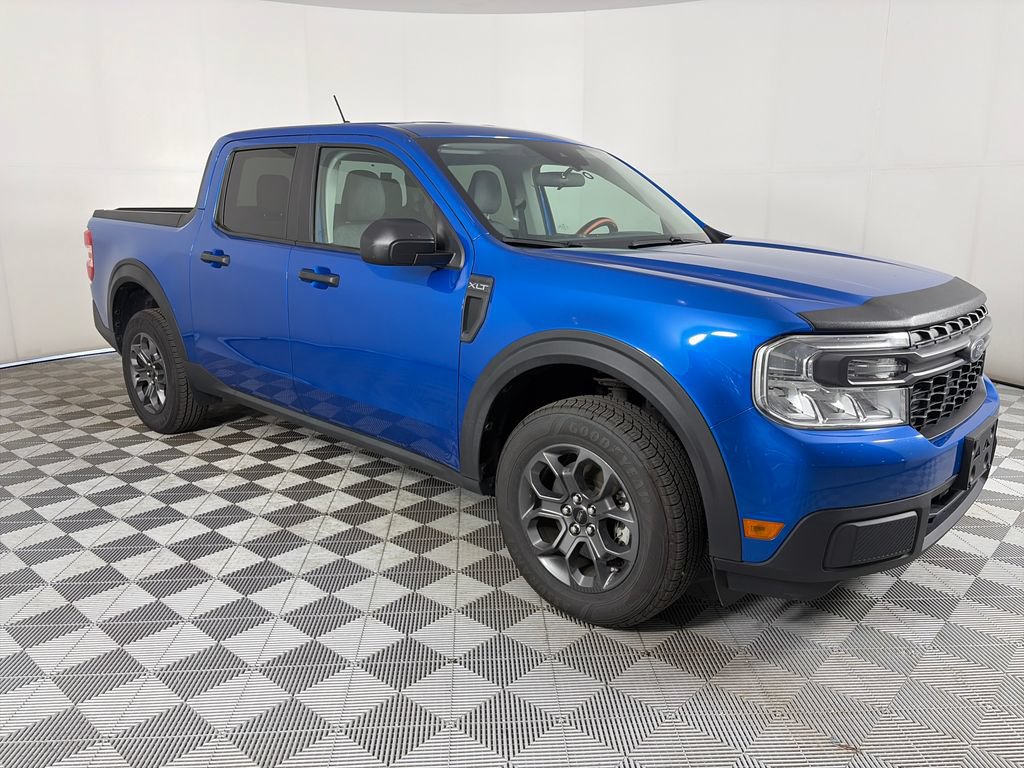 Certified 2022 Ford Maverick XLT w/ Equipment Group 300A Standard AWD/4WD image 1