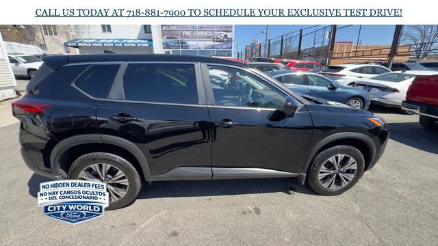 Used 2023 Nissan Rogue SV AWD/4WD image 4