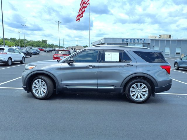 Certified 2021 Ford Explorer Limited w/ Equipment Group 301A AWD/4WD image 2