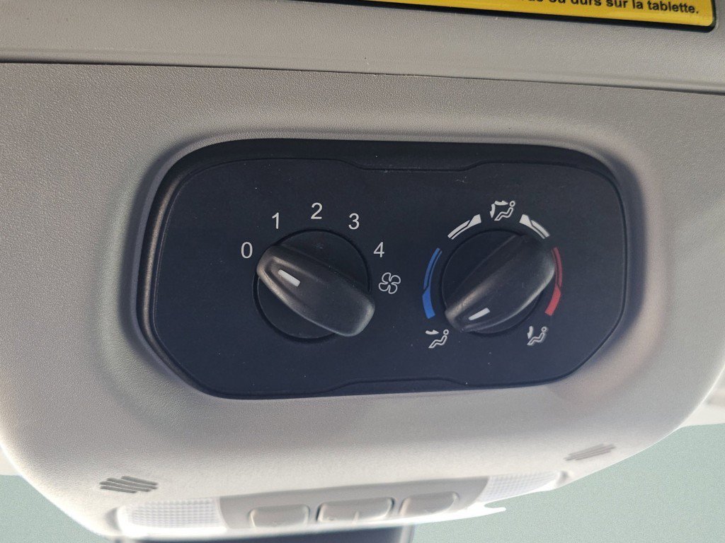 Certified 2019 Ford Transit 350 XLT RWD image 14
