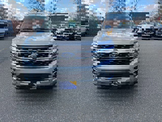 Certified 2024 Ford Expedition Limited image 8