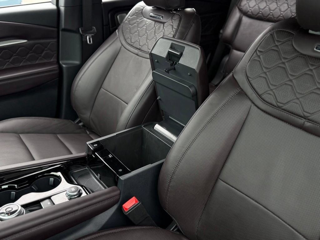 Certified 2026 Ford Explorer Platinum w/ LUX Leather Package AWD/4WD image 30