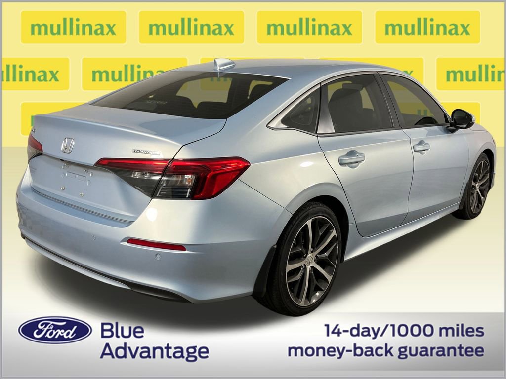 Used 2023 Honda Civic Touring image 4