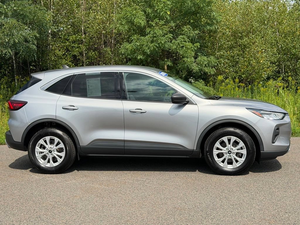 Certified 2023 Ford Escape Active AWD/4WD image 24