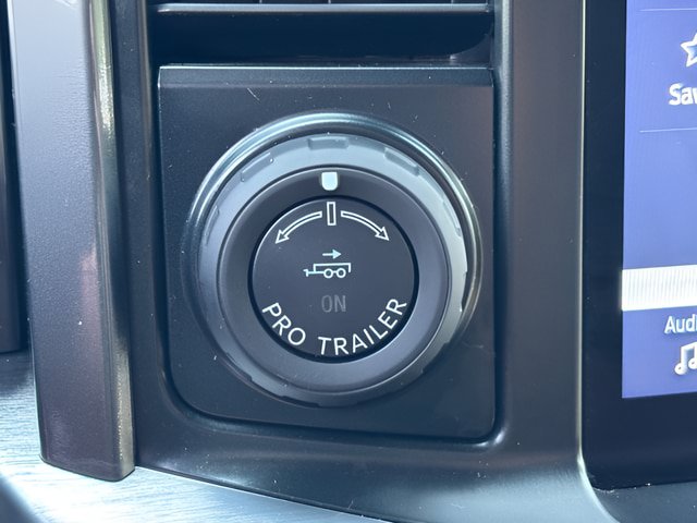 Certified 2023 Ford F150 Lariat w/ Equipment Group 502A High AWD/4WD image 18