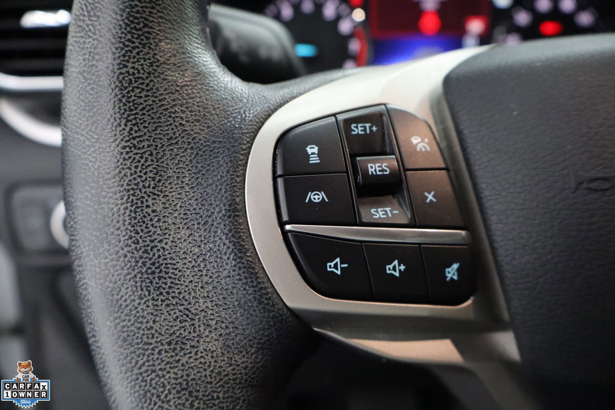 Certified 2021 Ford Explorer XLT w/ Equipment Group 202A image 17