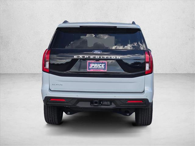 Certified 2025 Ford Expedition Active image 7
