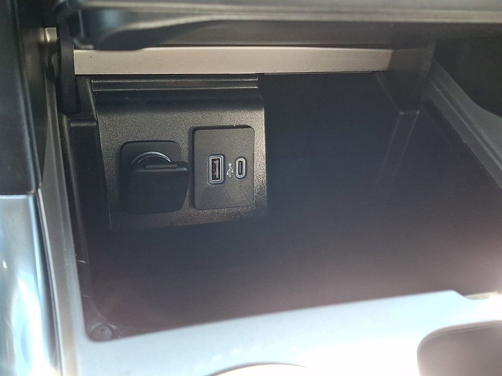 Certified 2023 Ford Explorer XLT w/ Equipment Group 202A image 24