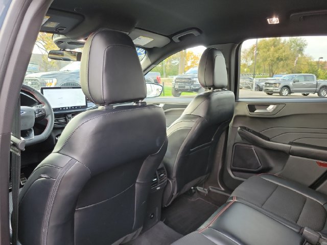 Certified 2023 Ford Escape ST-Line w/ Tech Pack #1 FWD image 27