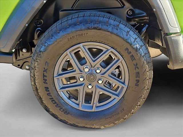 Used 2025 Jeep Wrangler Sport AWD/4WD image 22