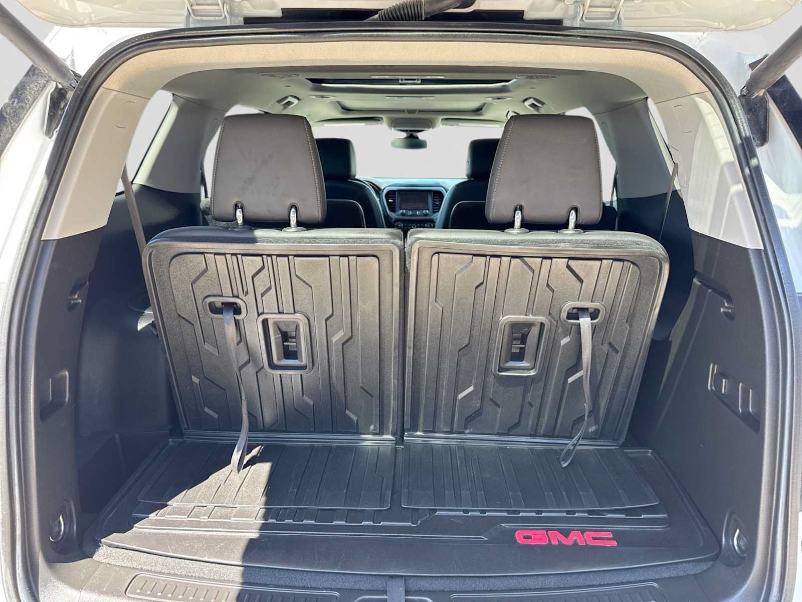 Used 2022 GMC Acadia AT4 w/ Preferred Package AWD/4WD image 36
