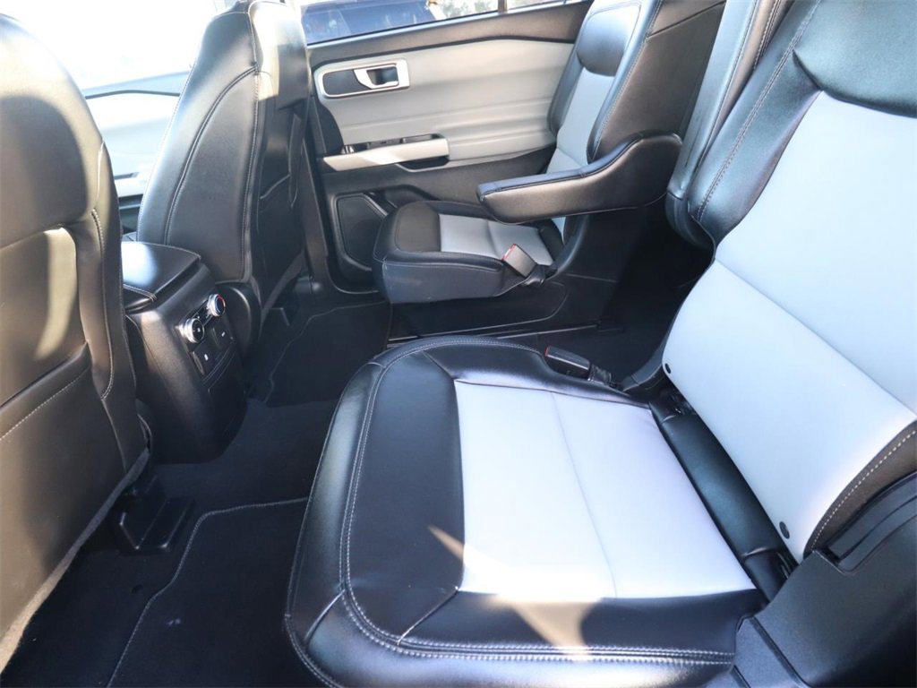 Certified 2023 Ford Explorer XLT w/ Equipment Group 202A image 12