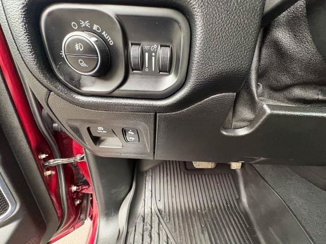 Used 2019 RAM 1500 Laramie AWD/4WD image 20