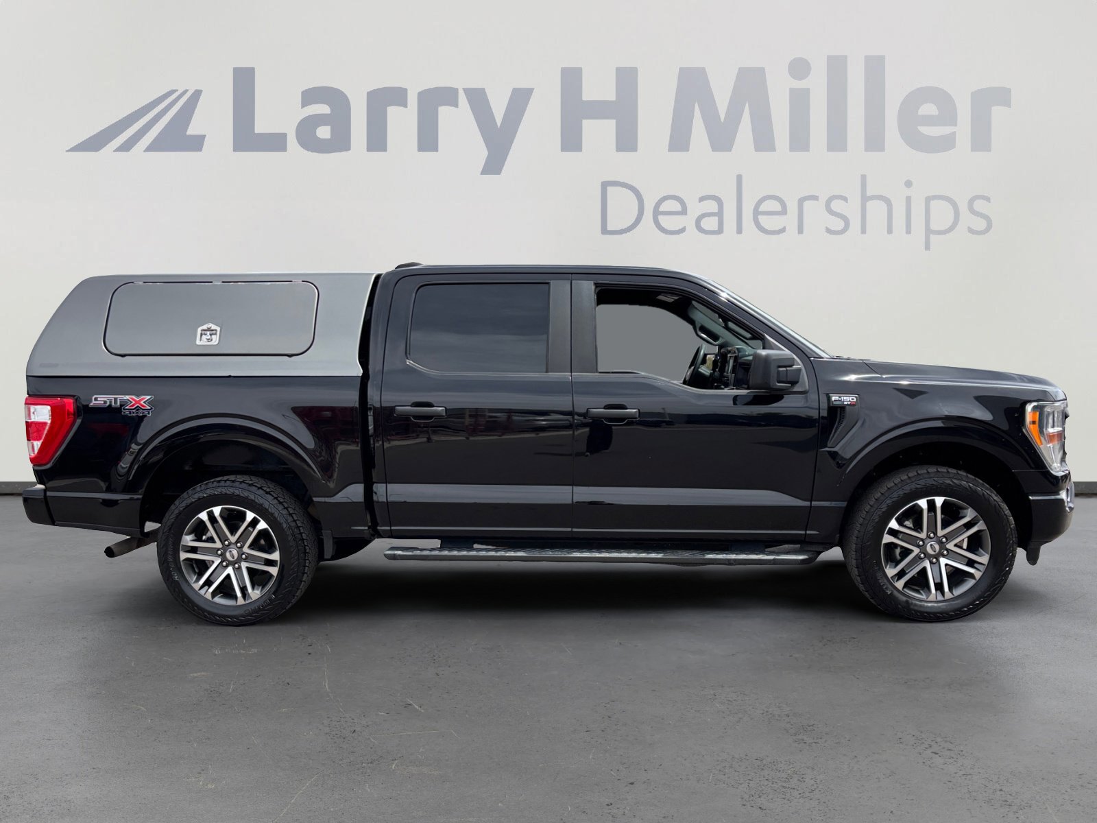 Certified 2022 Ford F150 XL w/ STX Appearance Package AWD/4WD image 6