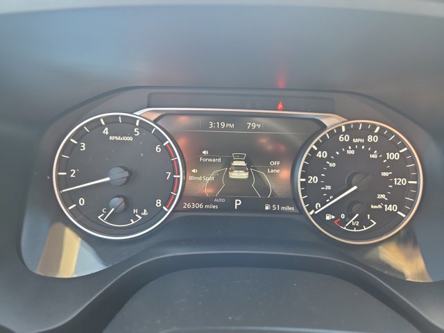 Used 2025 Nissan Rogue SV AWD/4WD image 17