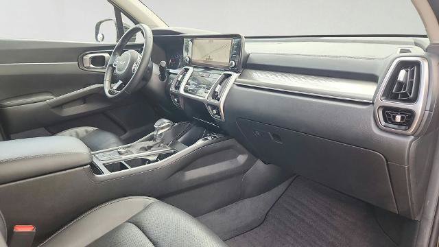 Used 2022 Kia Sorento S FWD image 32
