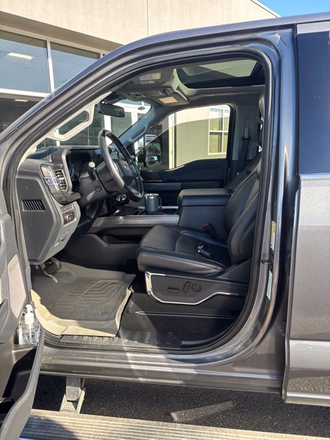 Certified 2023 Ford F250 Lariat w/ Lariat Ultimate Package AWD/4WD image 18