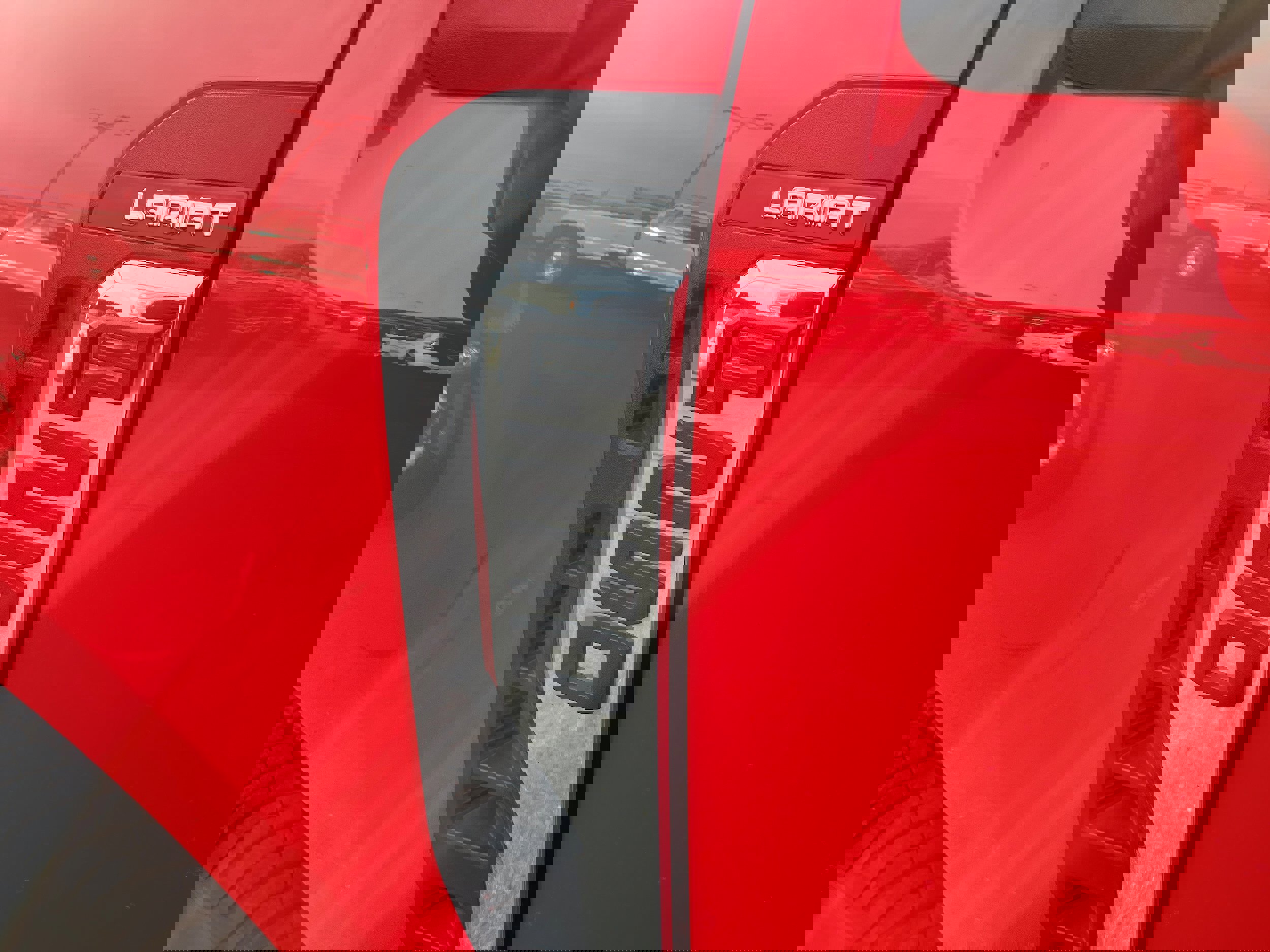 Certified 2023 Ford F250 Lariat w/ Chrome Package image 9