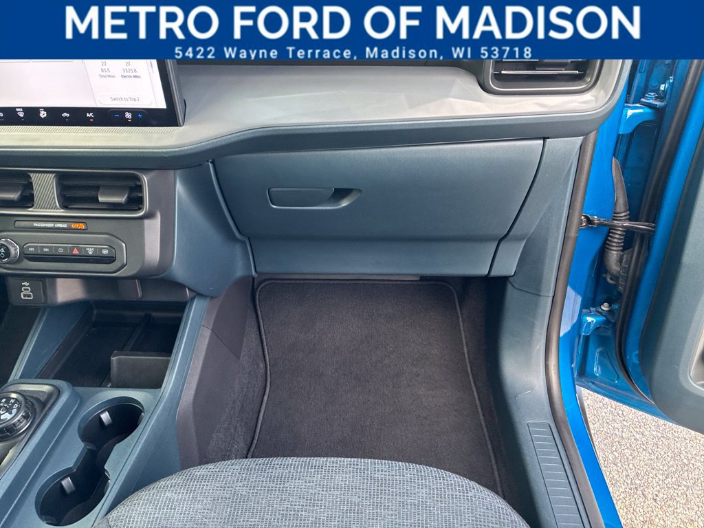 Certified 2025 Ford Maverick XL FWD image 46