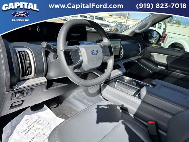 Certified 2025 Ford Expedition Active image 21