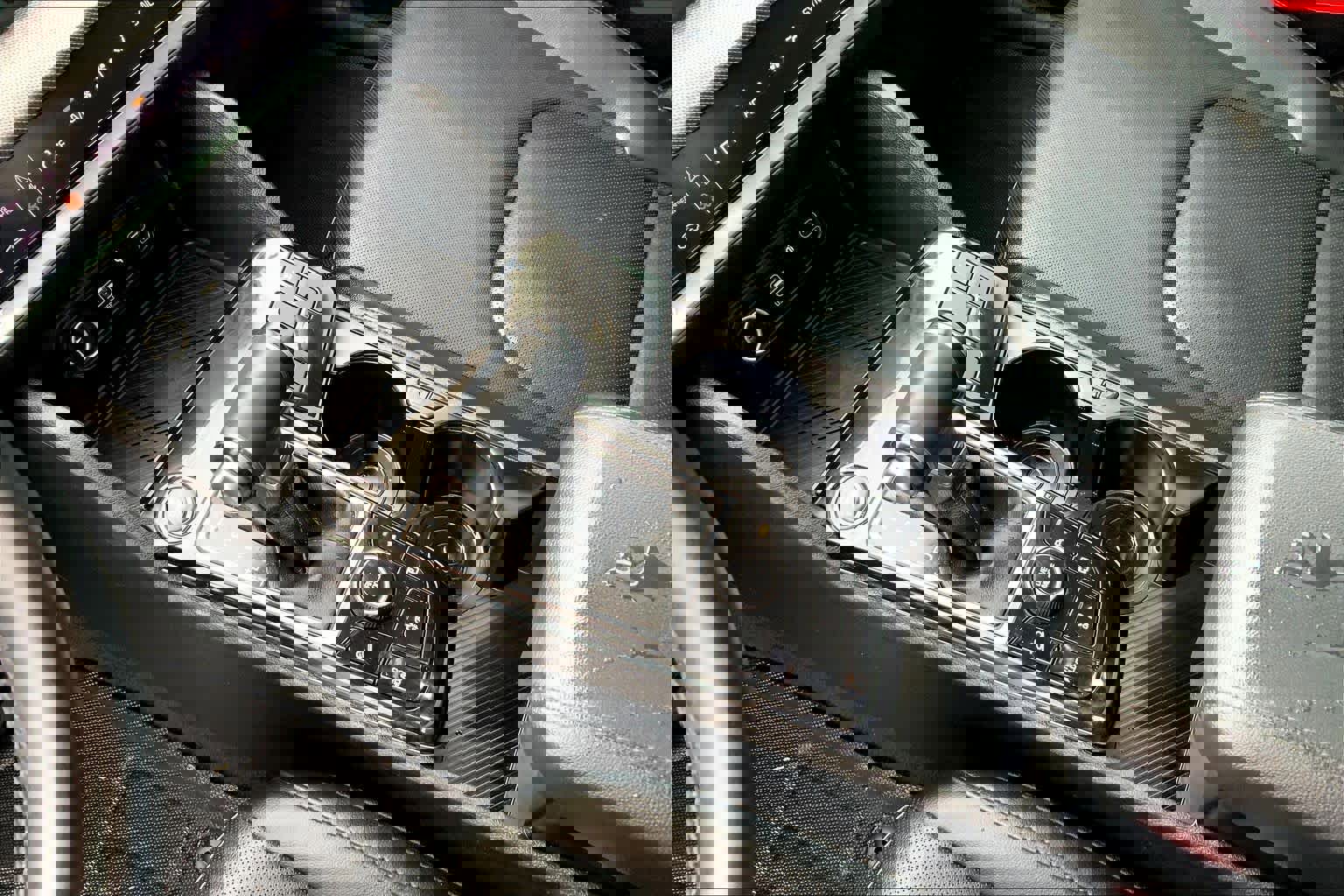 Used 2024 Kia Sportage SX image 15