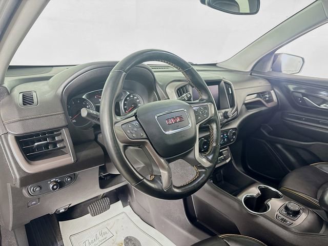 Used 2024 GMC Terrain AT4 image 9