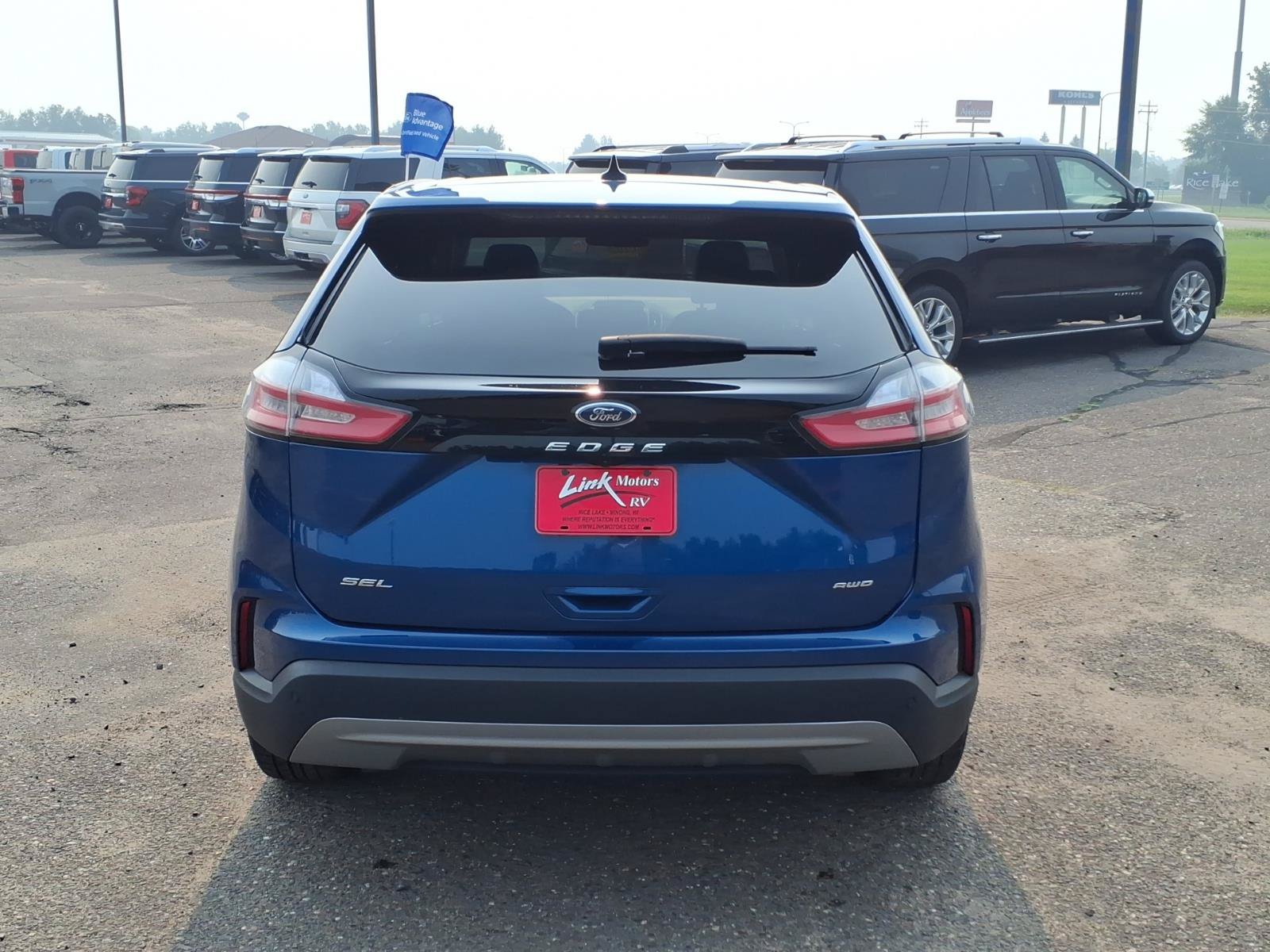 Certified 2024 Ford Edge SEL AWD/4WD image 4