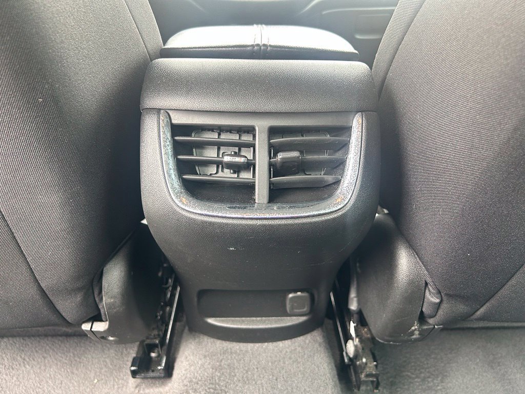 Used 2023 Chevrolet Malibu LT FWD image 30
