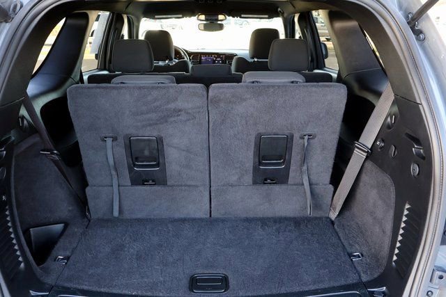 Used 2025 Dodge Durango GT image 24