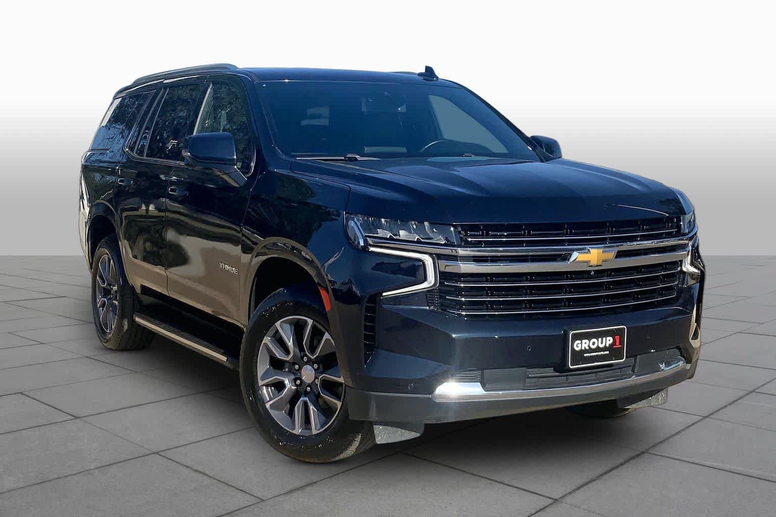 Used 2023 Chevrolet Tahoe LT w/ Luxury Package AWD/4WD image 3