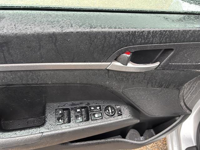 Used 2018 Hyundai Elantra SE w/ SE Connectivity Package 04 image 14