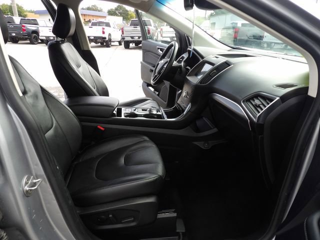 Certified 2020 Ford Edge Titanium image 31