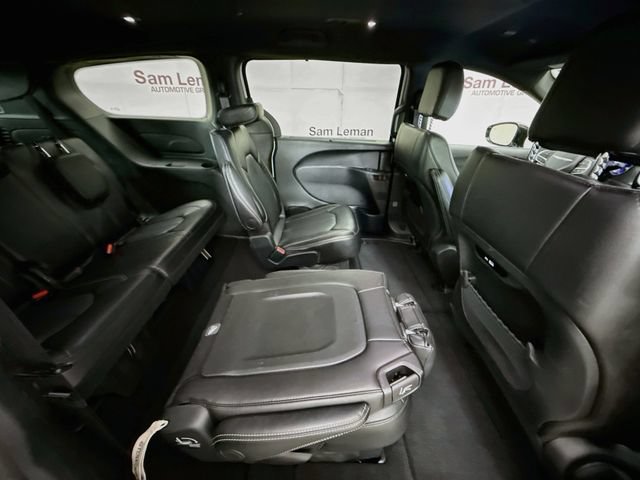 Used 2025 Chrysler Pacifica Select FWD image 26