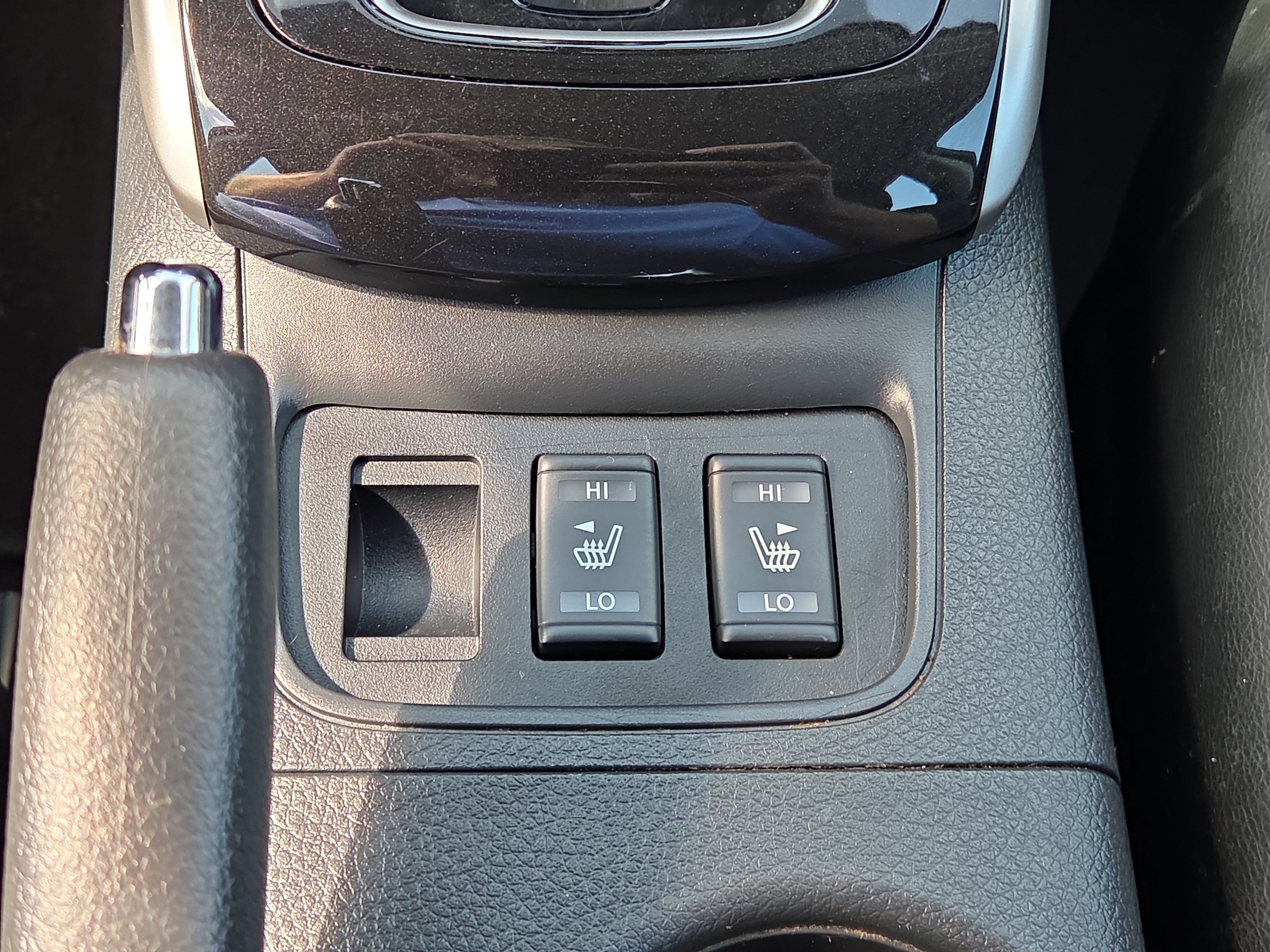 Used 2019 Nissan Sentra SL FWD image 25