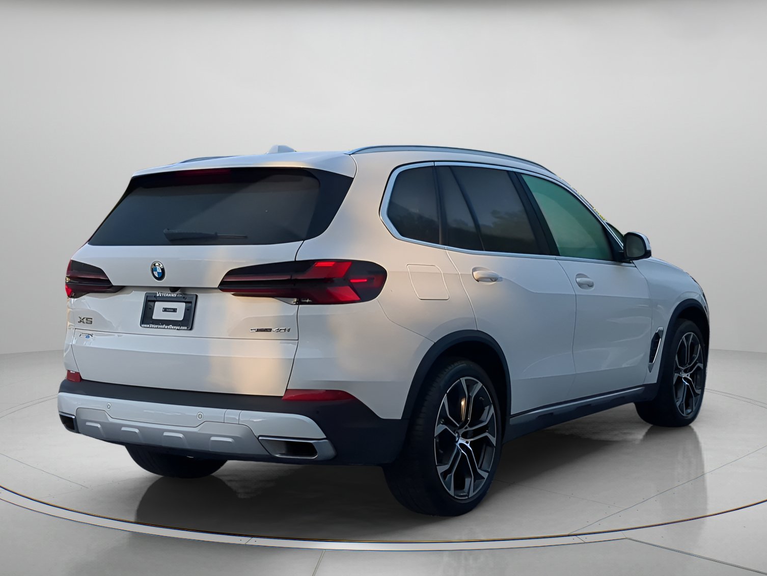 Used 2025 BMW X5 sDrive40i w/ Premium Package RWD image 40