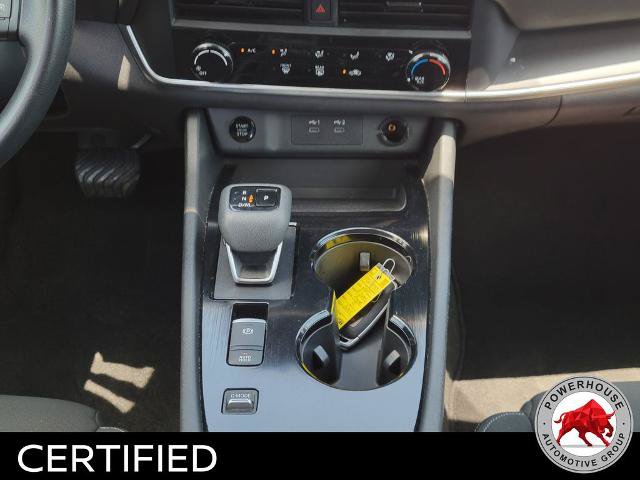 Used 2024 Nissan Rogue S FWD image 21