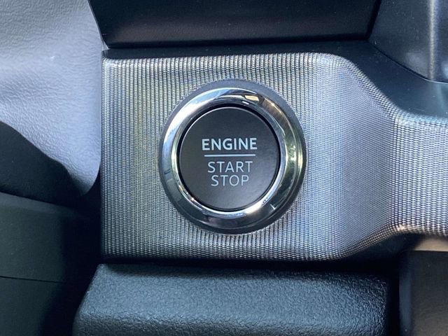 Certified 2025 Ford F250 Platinum image 30