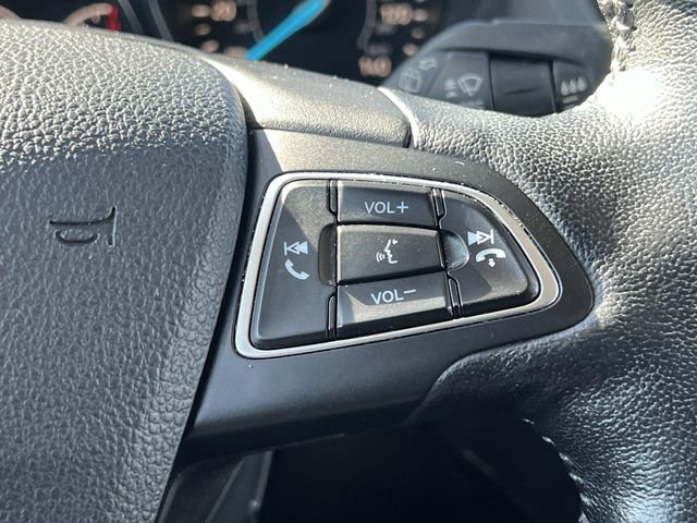 Certified 2019 Ford Escape SE image 26