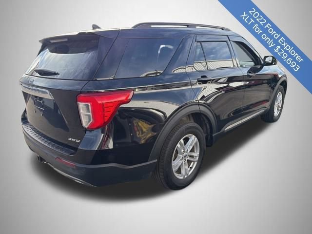 Certified 2022 Ford Explorer XLT w/ Equipment Group 202A image 10