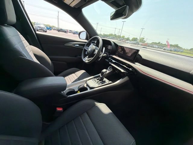 Used 2024 Dodge Hornet R/T w/ R/T Blacktop Package AWD/4WD image 21