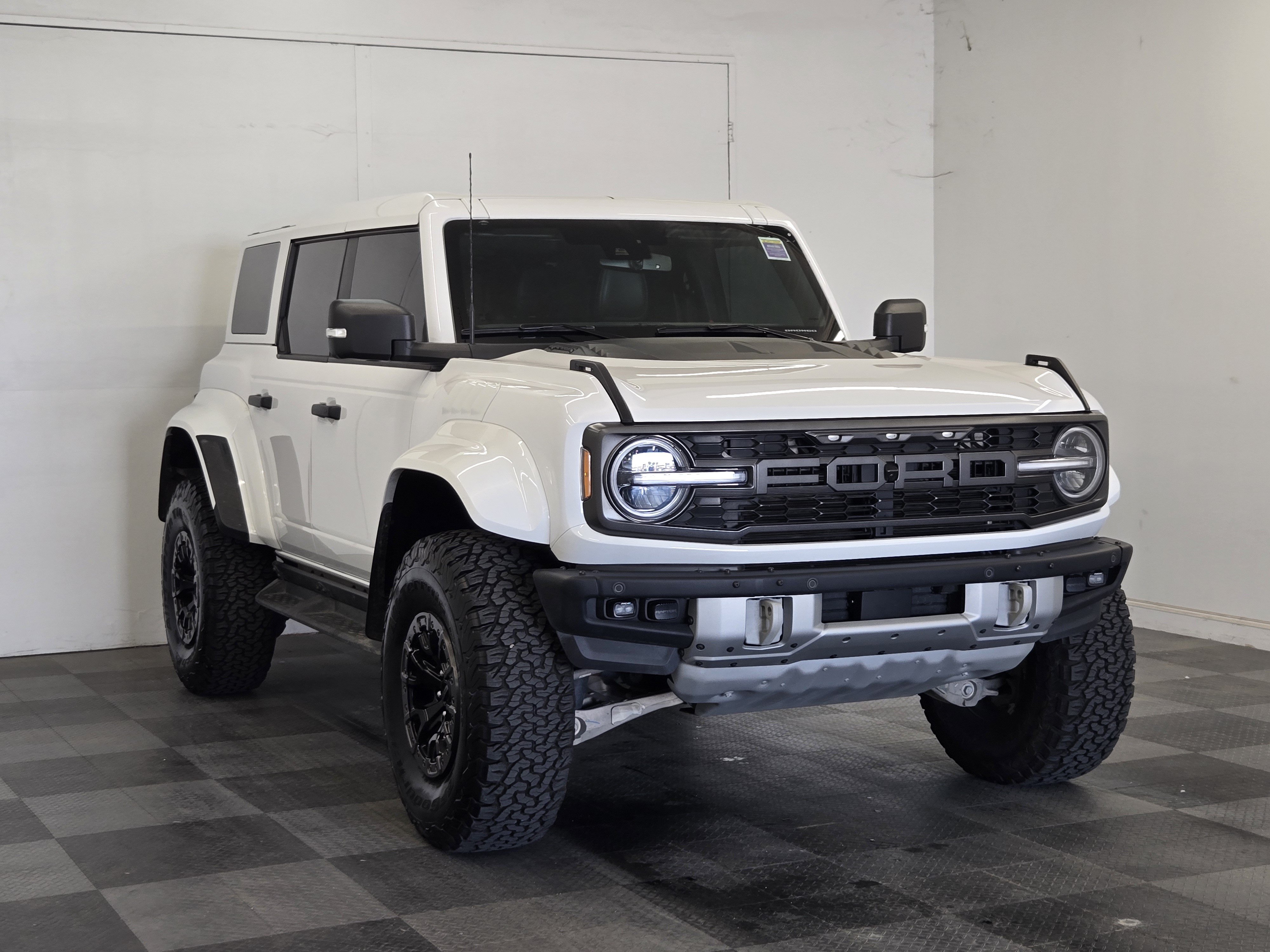 Certified 2025 Ford Bronco Raptor w/ Interior Carbon Fiber Pack AWD/4WD video 2