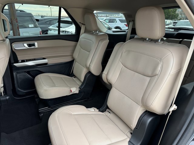 Certified 2023 Ford Explorer Limited image 16