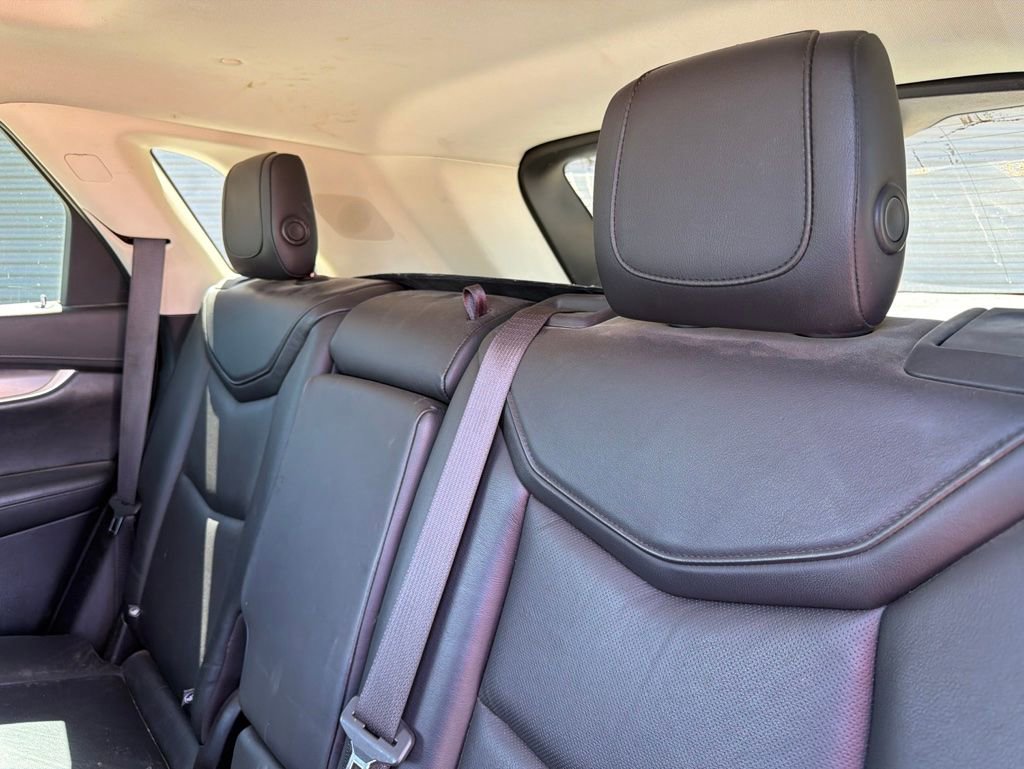 Used 2018 Cadillac XT5 Premium Luxury AWD/4WD image 9