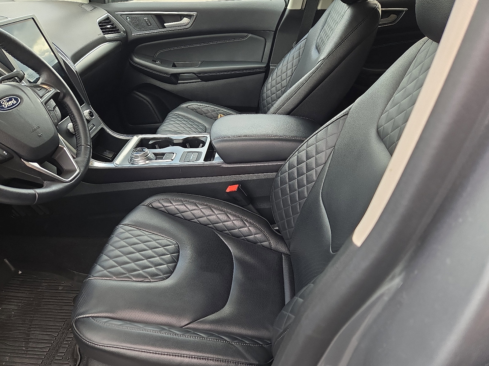 Certified 2024 Ford Edge Titanium w/ Equipment Group 301A image 13