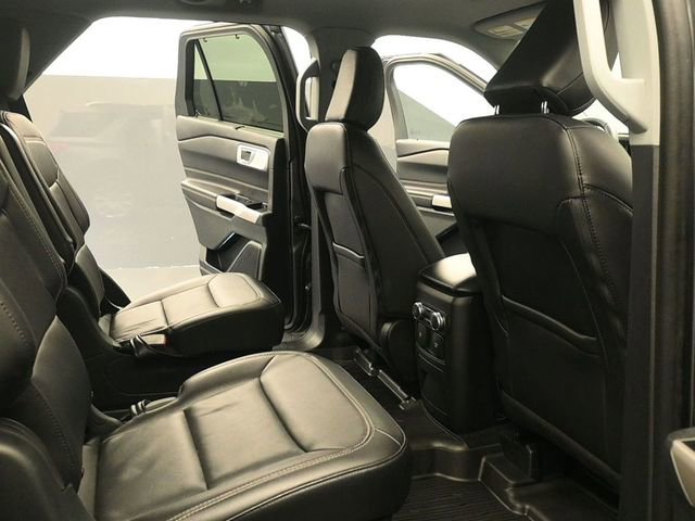 Certified 2023 Ford Explorer Limited w/ Limited Technology Package image 17