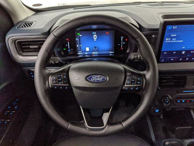 Certified 2025 Ford Maverick Lariat w/ Black Appearance Package image 12