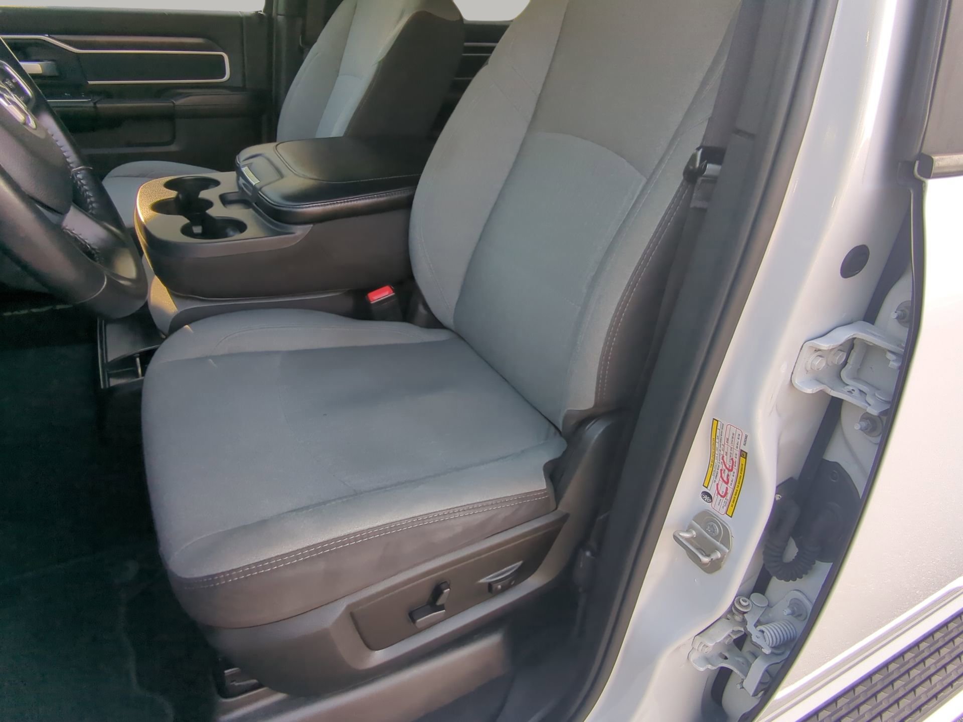 Used 2024 RAM 2500 Big Horn AWD/4WD image 57